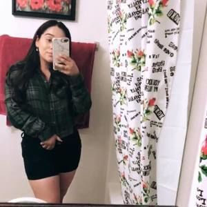 Meet your Posher, Carly